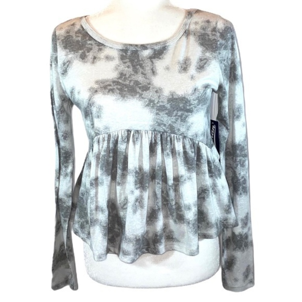 ⏰Freshman M BOHO gray & white tie dye babydoll top